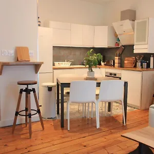 Hotegam Agency, 70 Rue Thiers Championnet, Close Sncf, New & Design, 2 Bedrooms, 1 Office Appartement